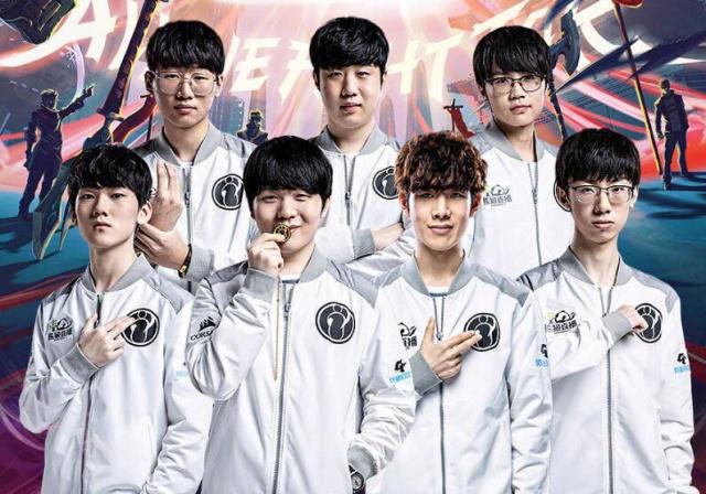 年轻观众 年轻观众