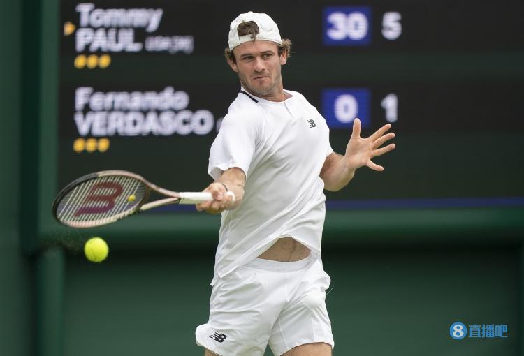 易建联在关 易建联在关