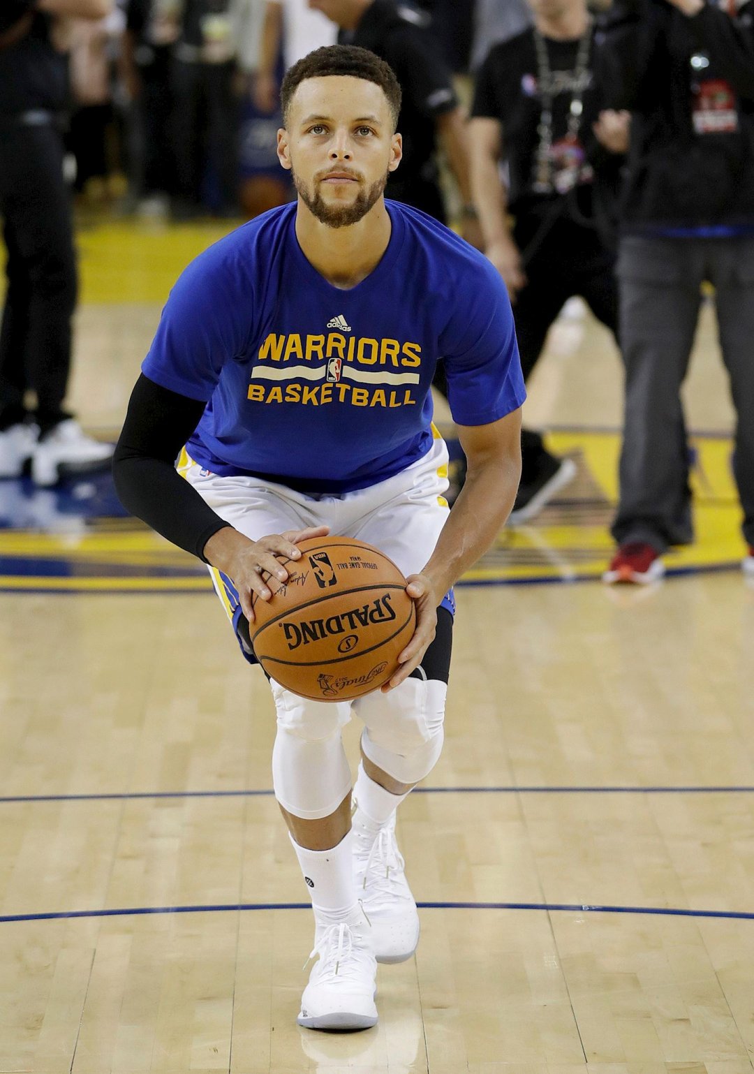 定输出的中 定输出的中