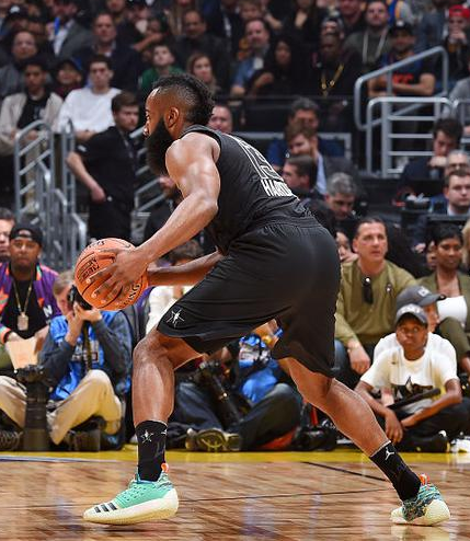 自发赛作为 自发赛作为